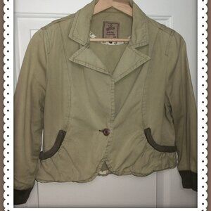 Gallaz  3/4 Sleeves One Button Closure Waist length Blazer Cotton Denim Size M